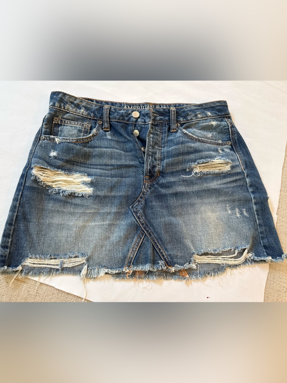 American Eagle Outfitters blue denim skirt with contrast stitching